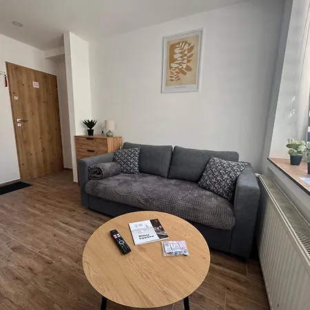 Apartamentsbymatyrafa-xi Apartament *